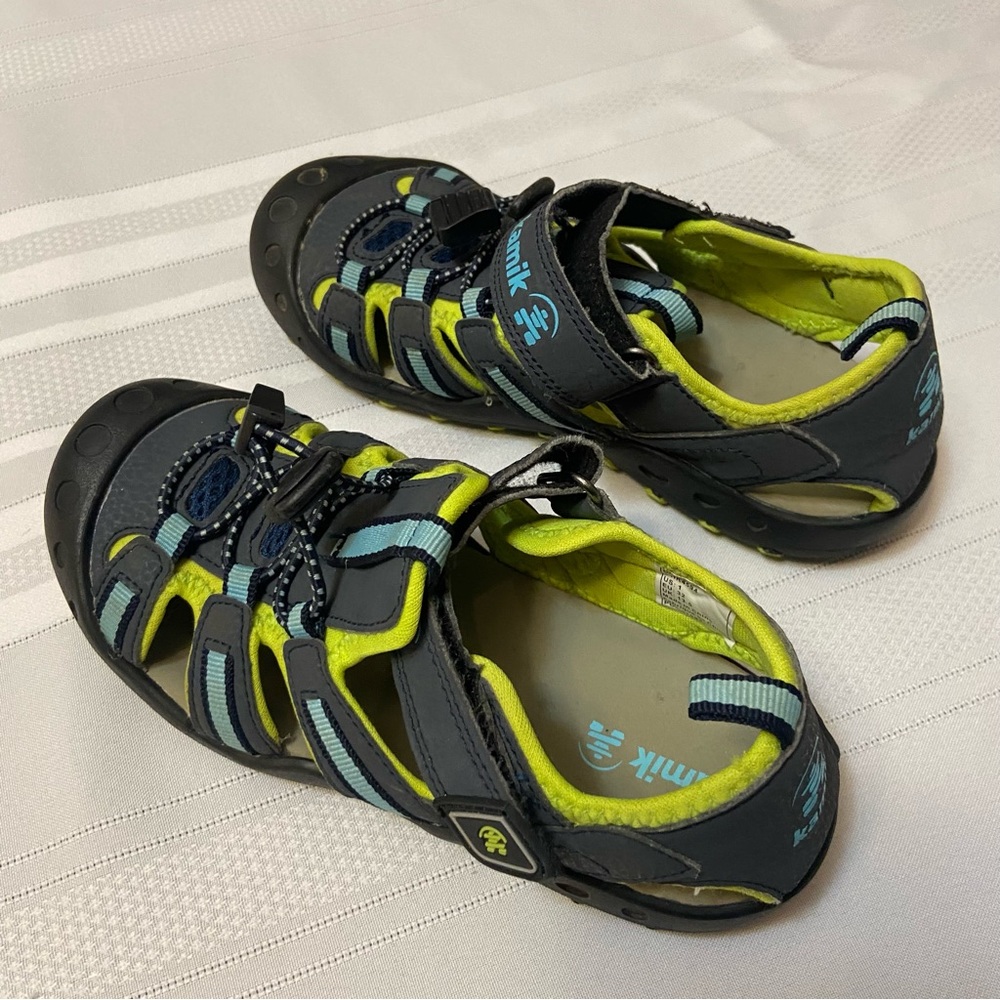 KAMIK CRAB Boys Sandals / Water Shoes - Excellent Used Condition! Size 1